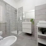 House Sabrina Aurelio *