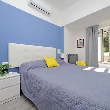 House Sabrina Aurelio רומא